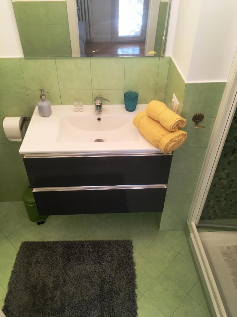 רומא Alloggio Turistico Via Dei Faggi - Room מראה חיצוני תמונה